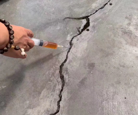 江都混凝土裂缝修补技术详解​